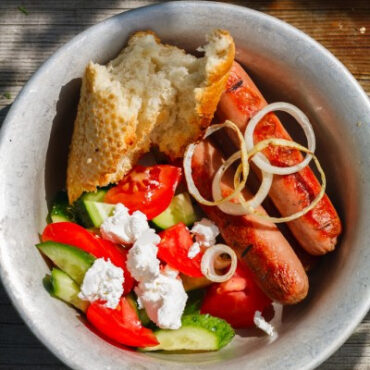 Hermann Wurst Haus Alfredo-Flavored Chicken Bratwurst