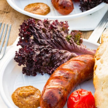 Hermann Wurst Haus Sun-Dried Tomato & Basil Bratwurst